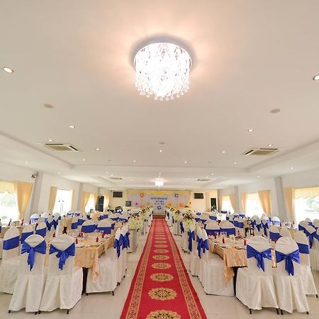 Hoa Binh 2 Hotel Long Xuyen Exterior photo