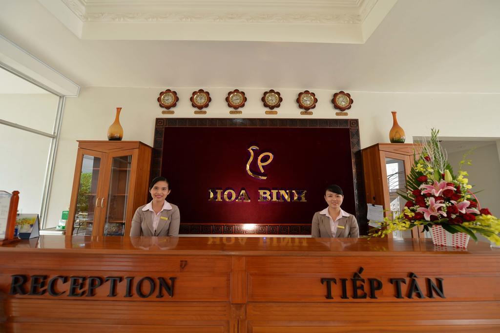 Hoa Binh 2 Hotel Long Xuyen Exterior photo