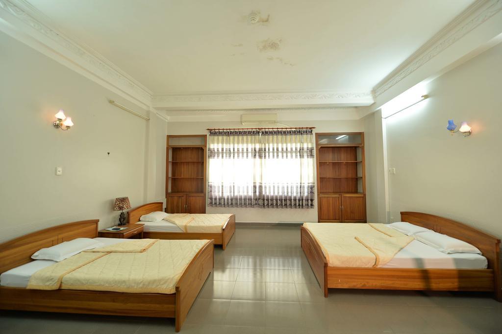 Hoa Binh 2 Hotel Long Xuyen Exterior photo